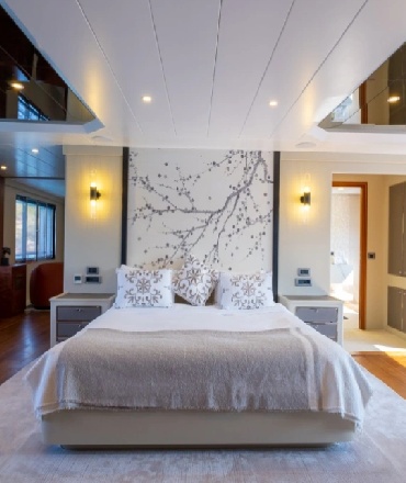 Ekmar Yachting Master Cabin View